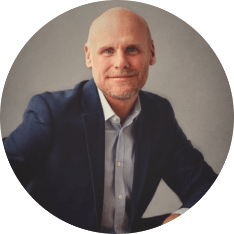 Management-Marc-Mayo-Transparent